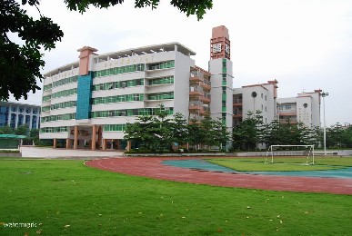 廣東東莞 · 鳳崗鎮中心小學