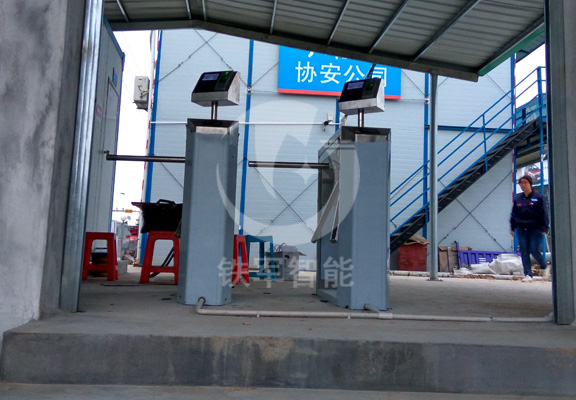 三輥閘道閘機工程