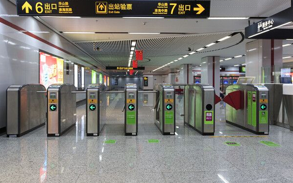 深圳閘機廠家講解地鐵閘機性能特點