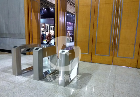 三輥閘道閘工程