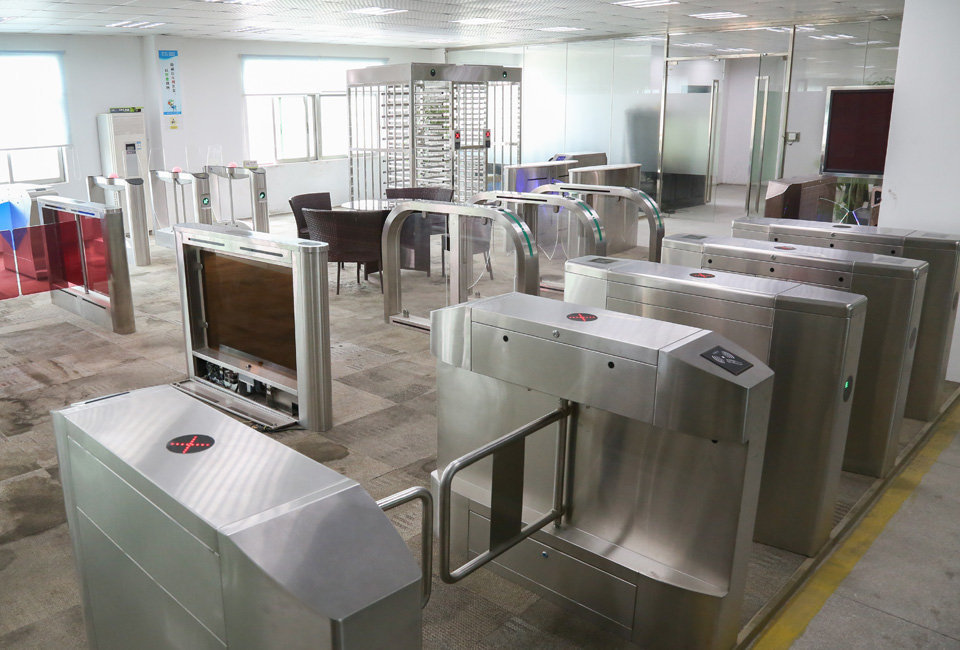 景區門票系統中的驗票擺閘翼閘機如何正確選擇?