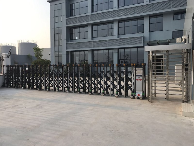 中榮（廣東）化工分銷服務(wù)有限公司項(xiàng)目-全高閘閘機(jī)工程項(xiàng)目