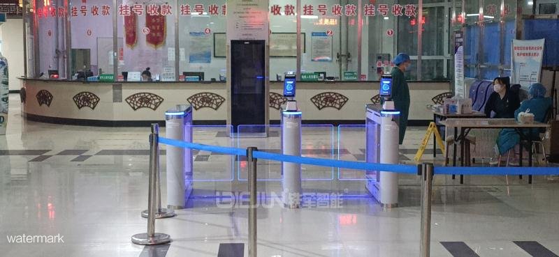 醫(yī)院通道閘機及醫(yī)院健康碼人臉識別閘機解決方案了解