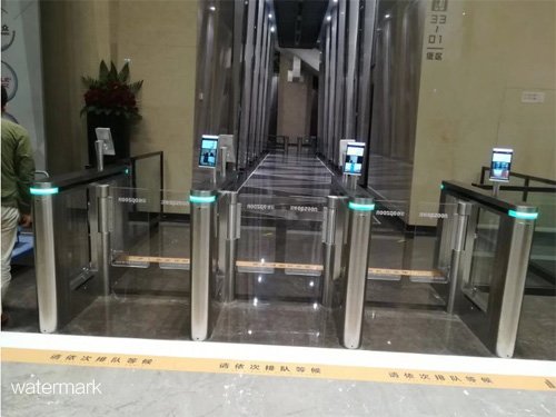工業區人臉識別通道閘機的應用功能