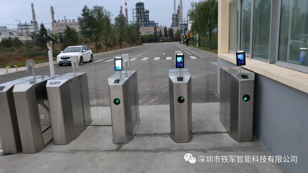 1703215881833906.jpg 4.jpg