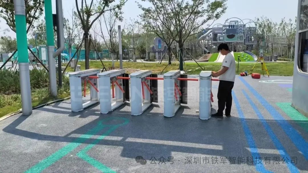 景區人行通道閘的閘門有哪幾種材質可以選？