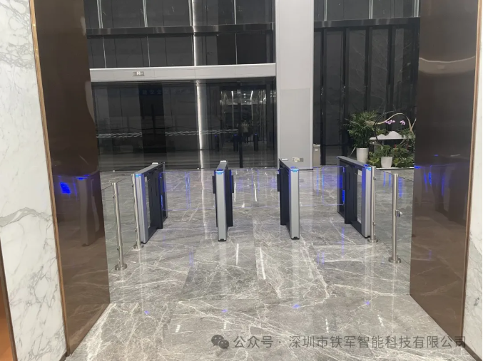 寫字樓速通門人證對比識別系統：安全與效率的智慧升級