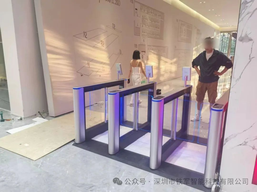 1760498038605800.jpg 4.jpg